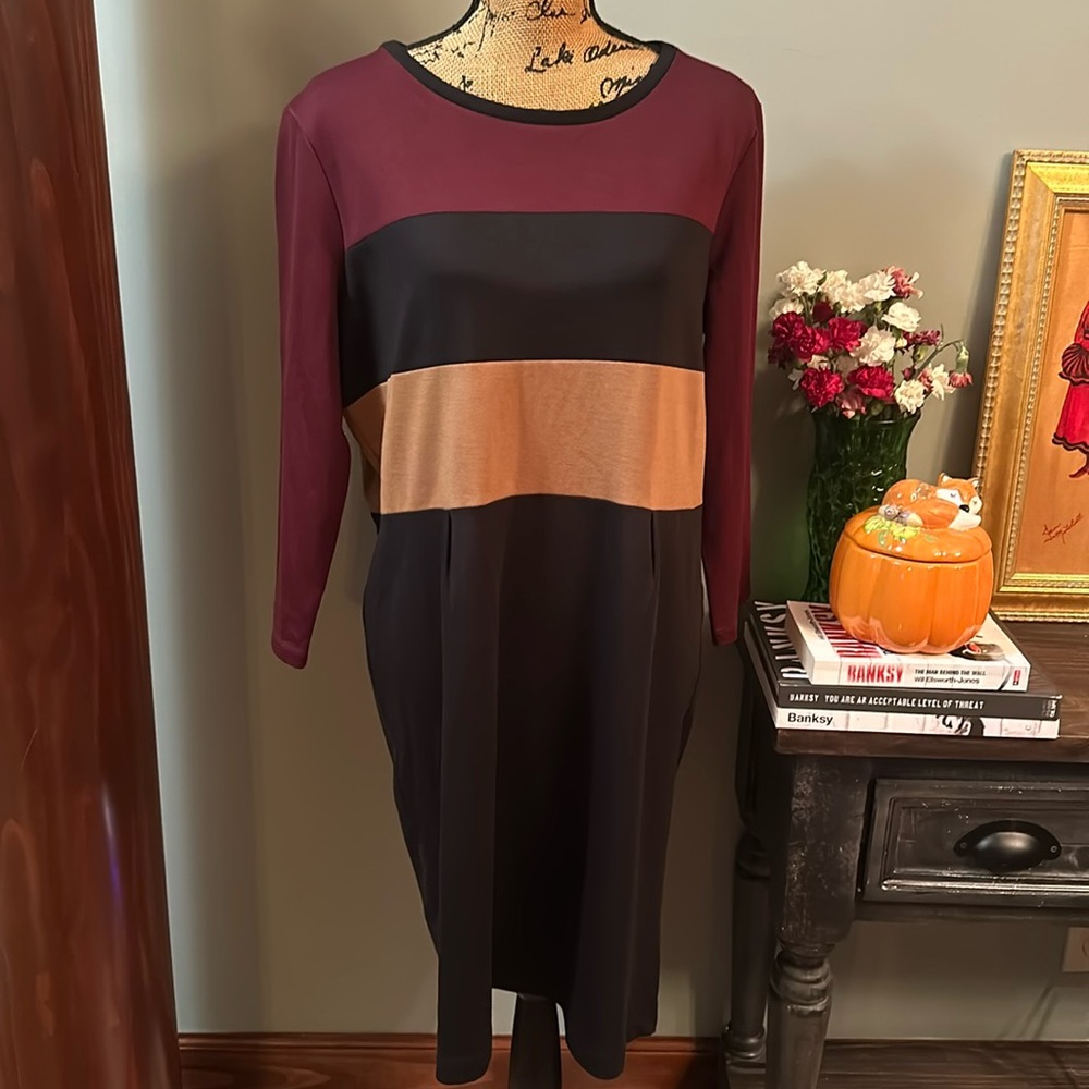 Kasper dress size XL. NWT.